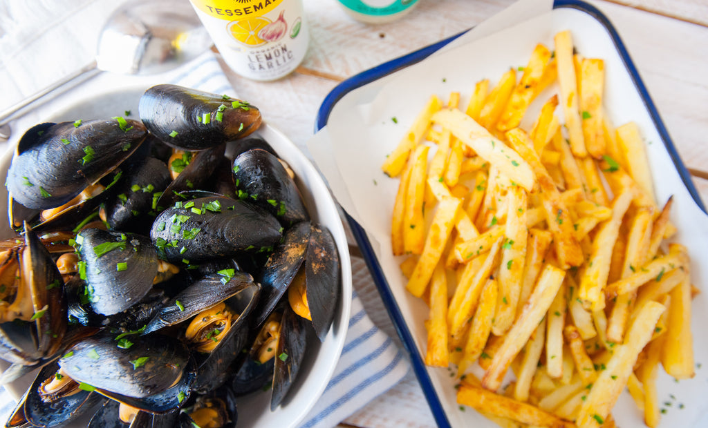 Steamed Mussels & Oven Fries