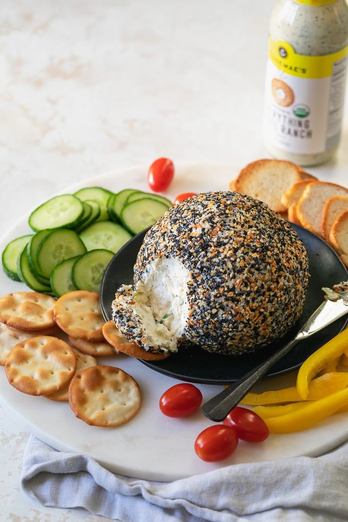 Everything Bagel Ranch Cheeseball | Tessemae's